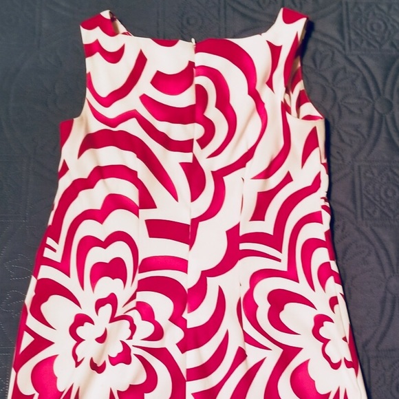 Flower Power - Picture 3 of 4